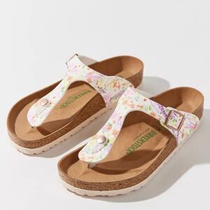 NWT Birkenstock Gizeh Vegan Thong
Sandal | Floral | Size: 41 / W 10